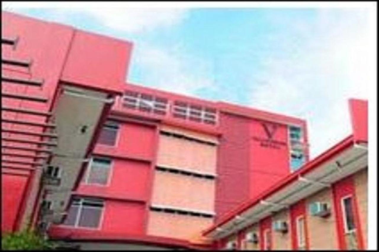 Valleyfront Hotel Cebu Extérieur photo